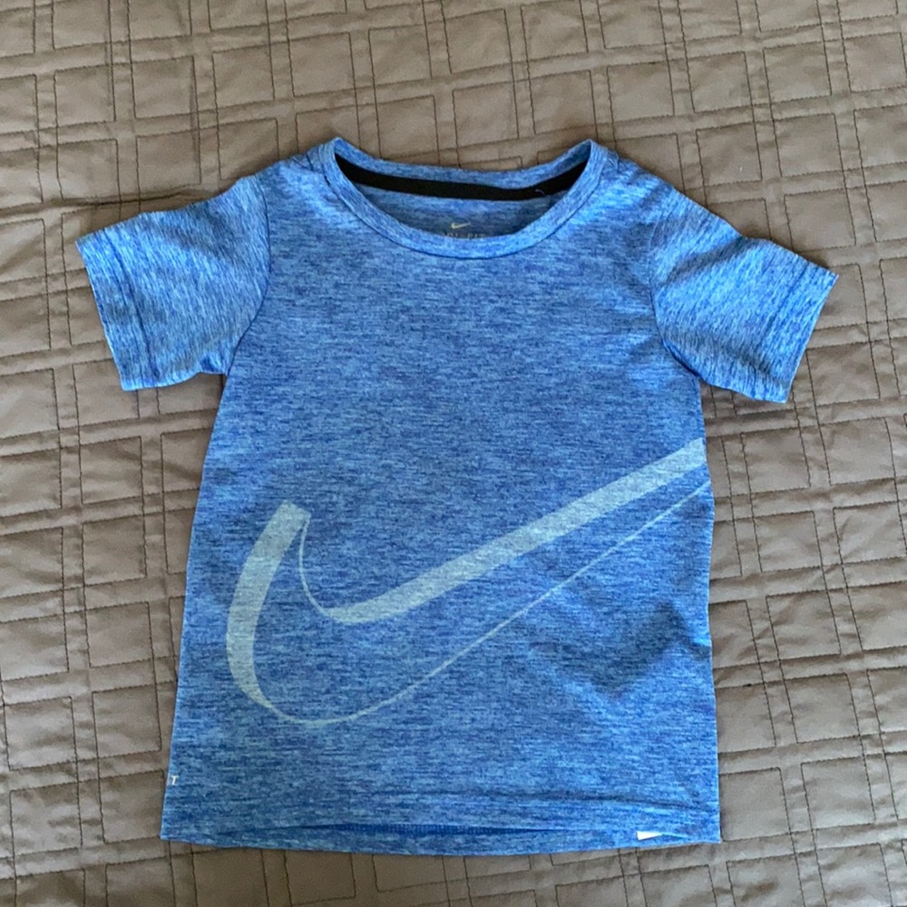 Nike Dri-Fit 4T